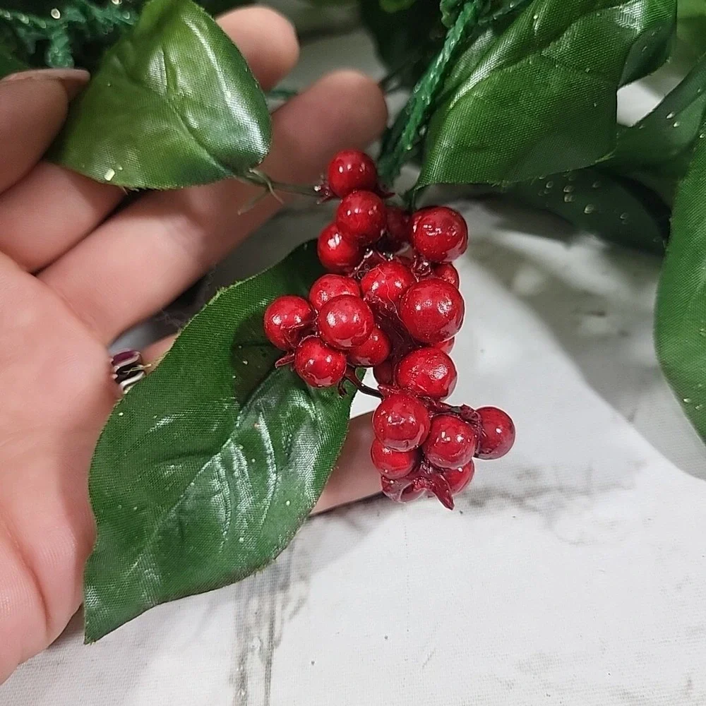 Vintage Christmas Leafy Holly Garland 60
